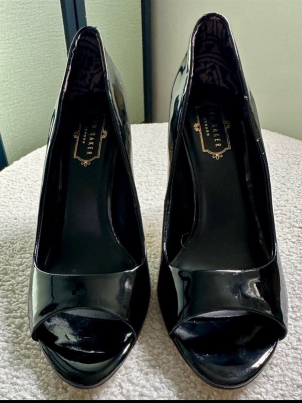 Ted Baker Patent Leather Peep Toe Pumps, Classic Formal Luxury, NWOB, Size 41